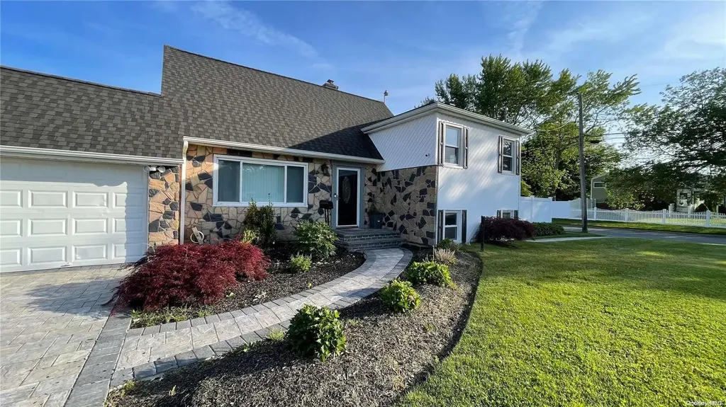 50 Cedar Drive Bay Shore NY 11706