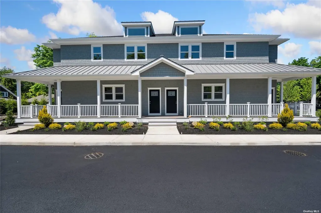 21 Montauk Highway #10 Westhampton NY 11977