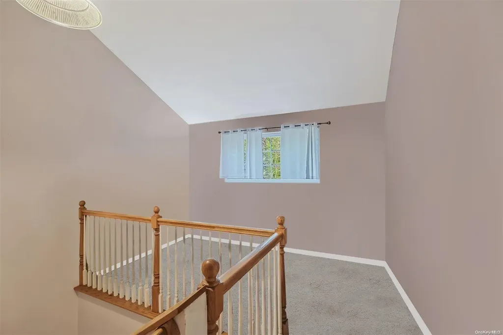 32 E Bartlett Road Middle Island NY 11953