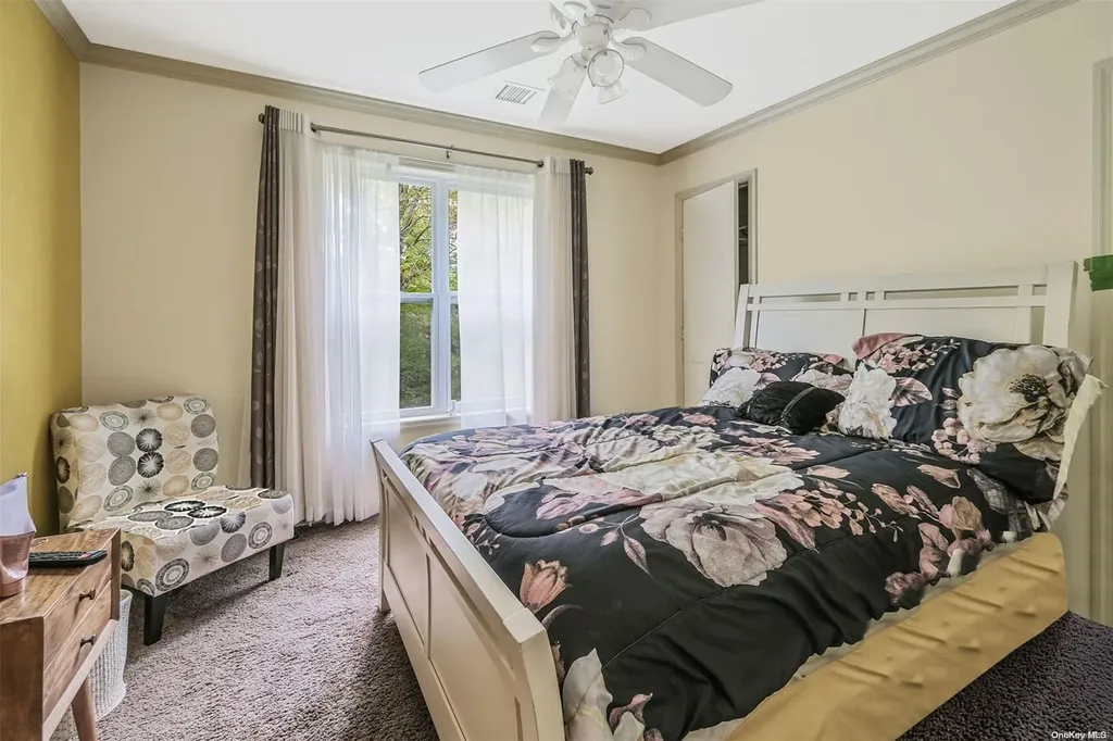 32 E Bartlett Road Middle Island NY 11953