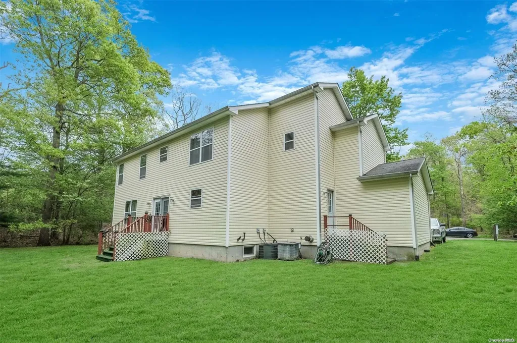 32 E Bartlett Road Middle Island NY 11953