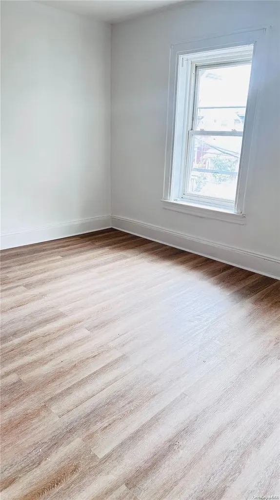 93-06 95th Street Woodhaven NY 11421