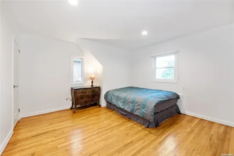 29-33 212th Street Bayside NY 11360