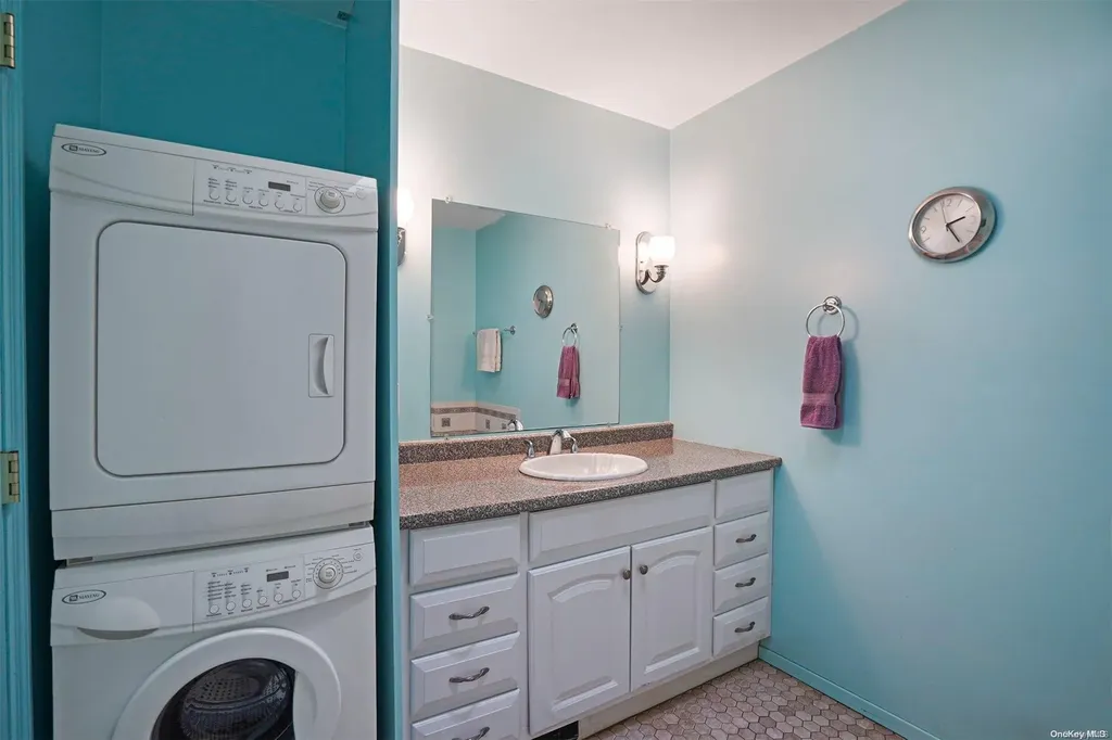 3 Janis Lane Rocky Point NY 11778