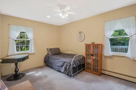 3 Janis Lane Rocky Point NY 11778