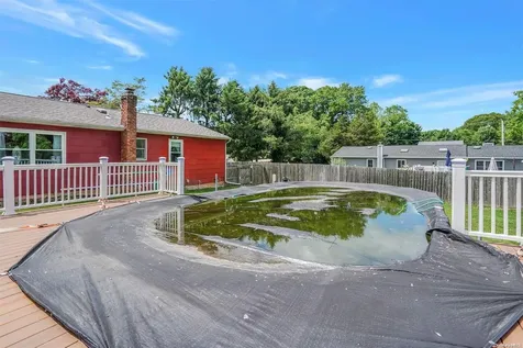 3 Janis Lane Rocky Point NY 11778