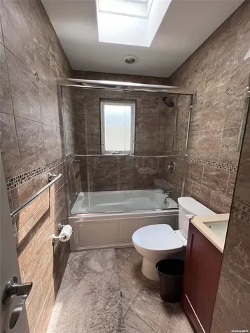 80-18 261st Street Glen Oaks NY 11004