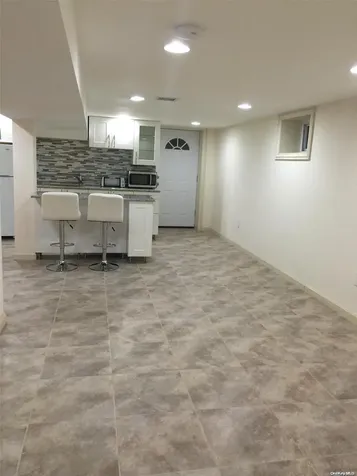 80-18 261st Street Glen Oaks NY 11004