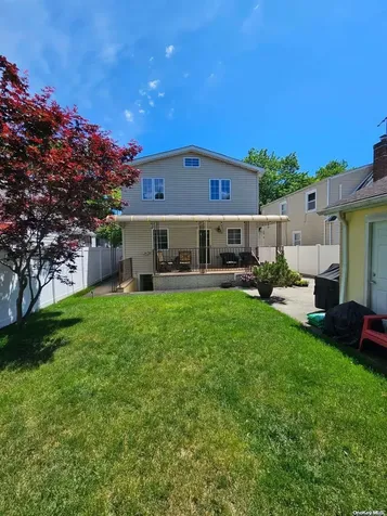 80-18 261st Street Glen Oaks NY 11004