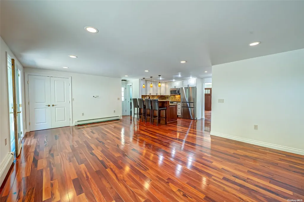 22 Overton Pass Saint James NY 11780