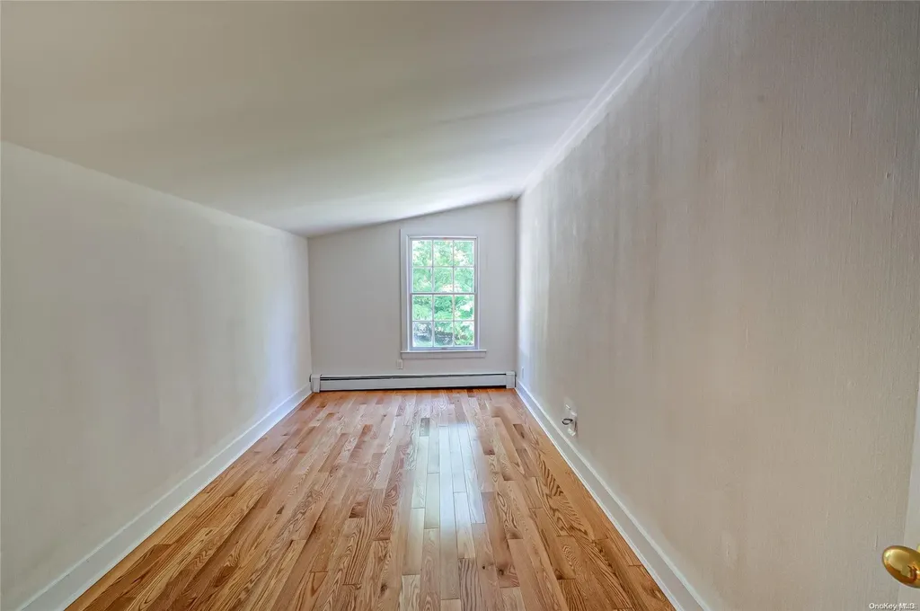 22 Overton Pass Saint James NY 11780