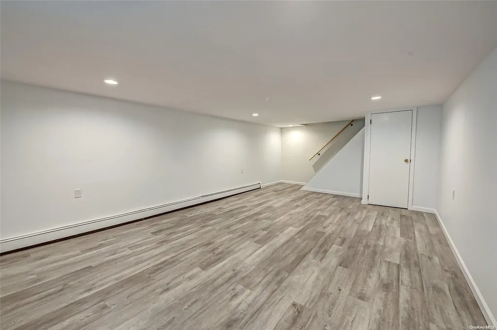22 Overton Pass Saint James NY 11780
