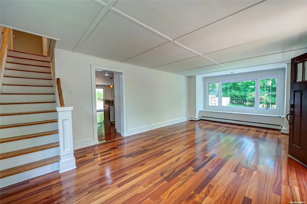 22 Overton Pass Saint James NY 11780