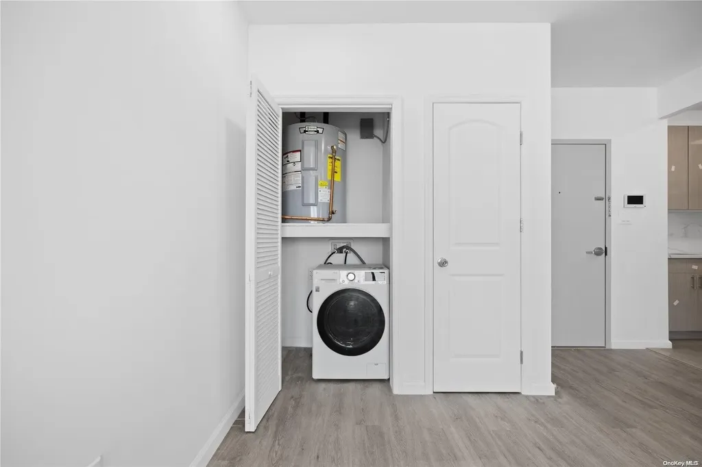 42-10 147th Street Flushing NY 11355