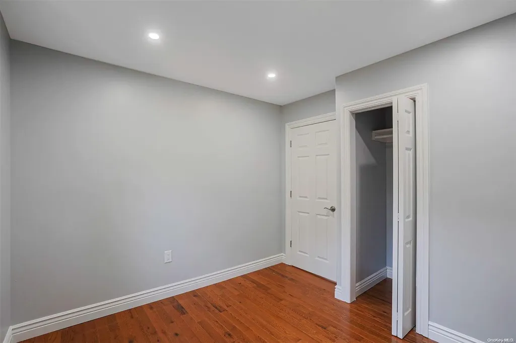 10 Poplar Street Central Islip NY 11722