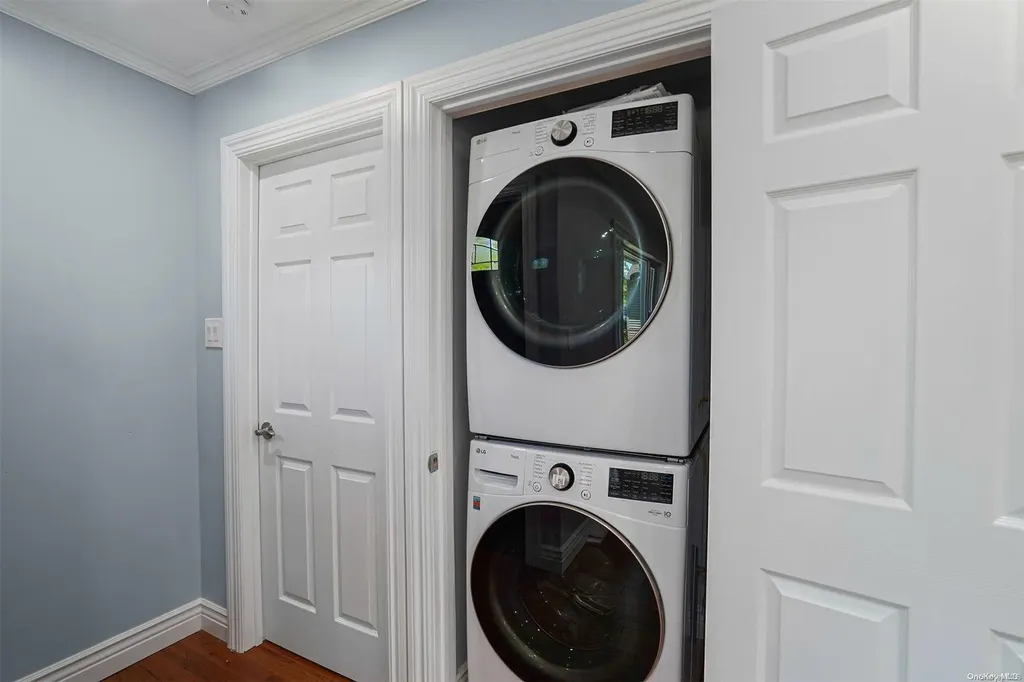 10 Poplar Street Central Islip NY 11722