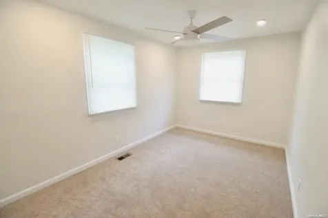 89 Lynbrook Drive Mastic Beach NY 11951