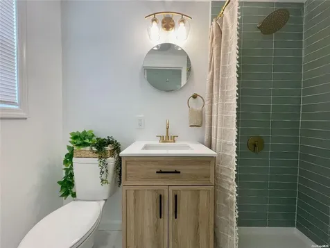 89 Lynbrook Drive Mastic Beach NY 11951