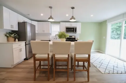 89 Lynbrook Drive Mastic Beach NY 11951