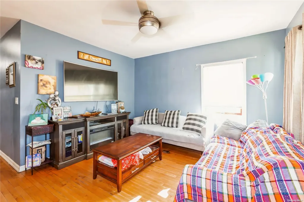 264 E Chester Street Long Beach NY 11561