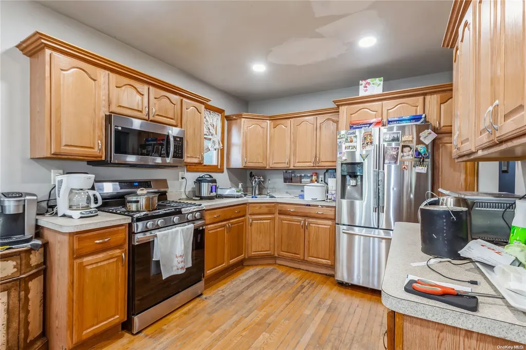 264 E Chester Street Long Beach NY 11561