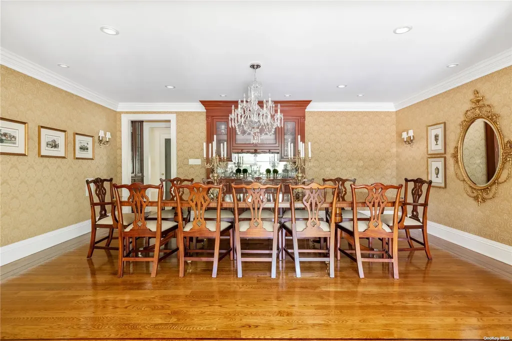 46 Morgan Drive Old Westbury NY 11568