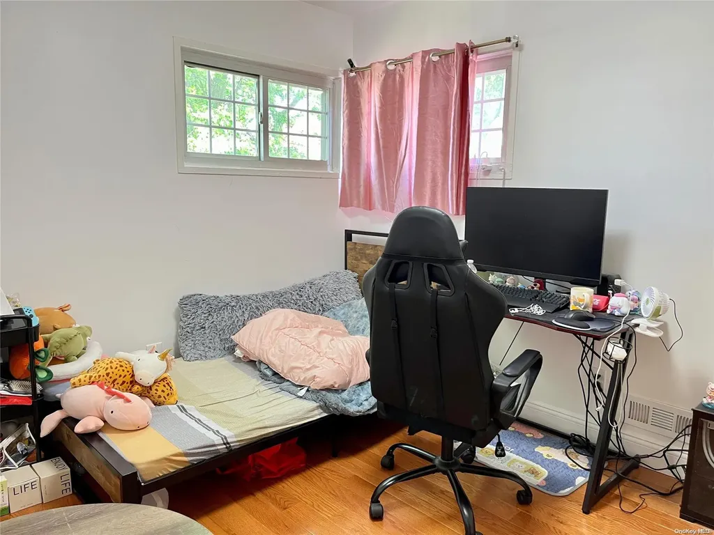 160-05 29th Avenue Flushing NY 11358