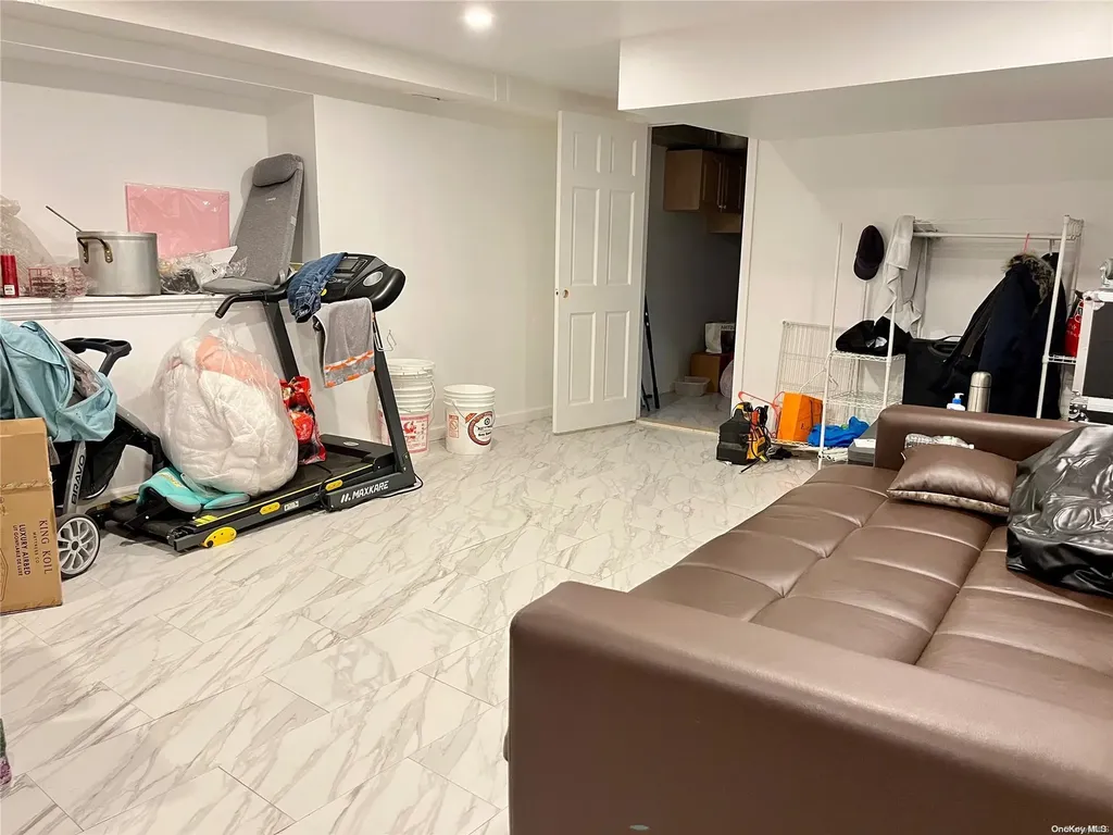 160-05 29th Avenue Flushing NY 11358
