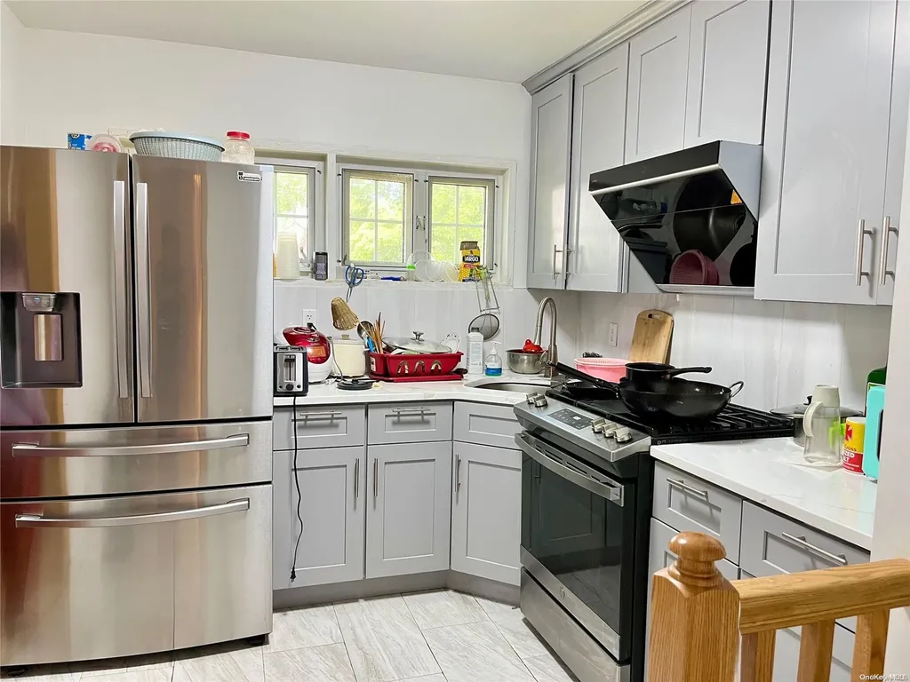 160-05 29th Avenue Flushing NY 11358