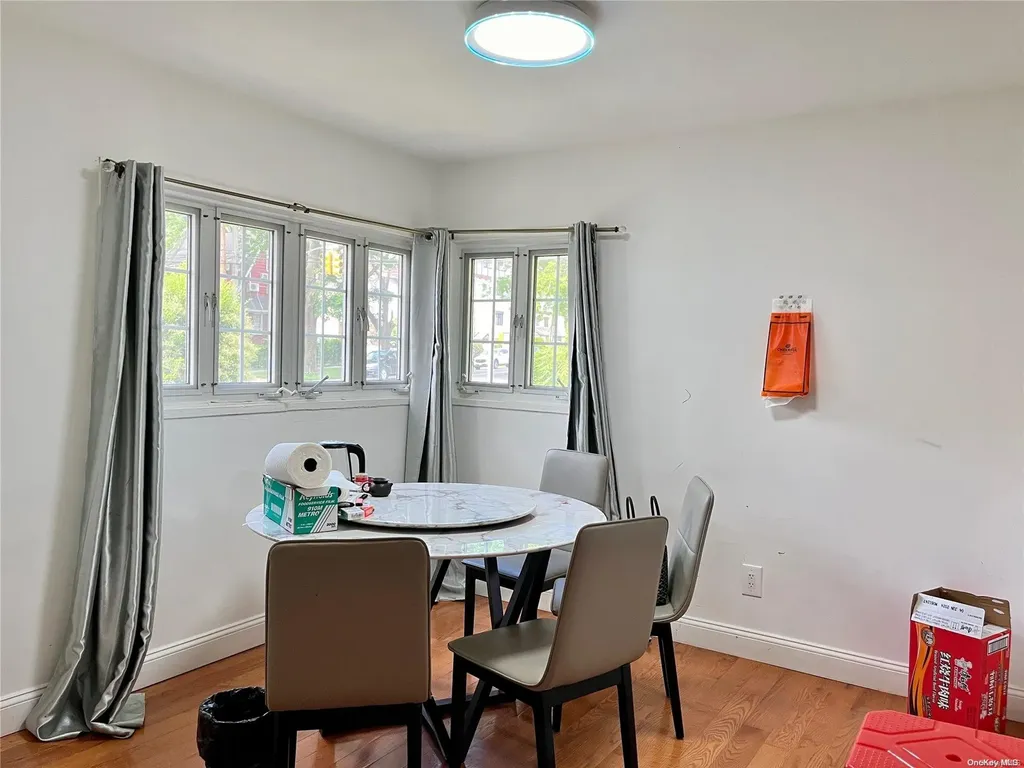 160-05 29th Avenue Flushing NY 11358