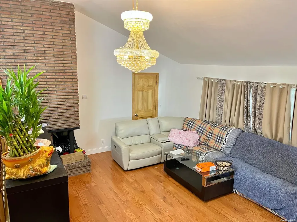 160-05 29th Avenue Flushing NY 11358
