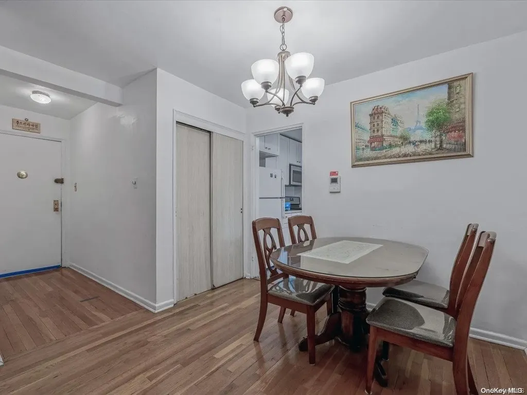 140-21 31st Road Flushing NY 11354