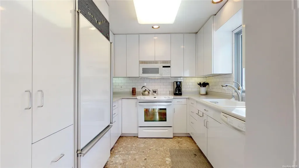 3 Shore Lane Westhampton NY 11977