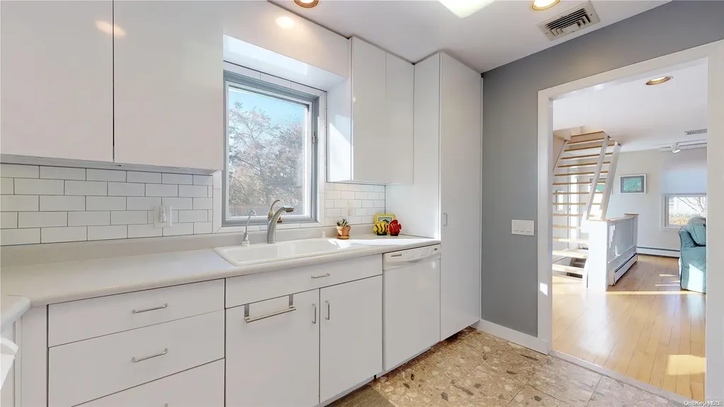 3 Shore Lane Westhampton NY 11977