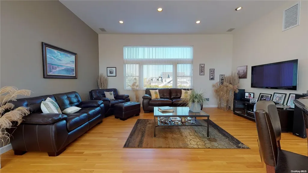 3 Shore Lane Westhampton NY 11977