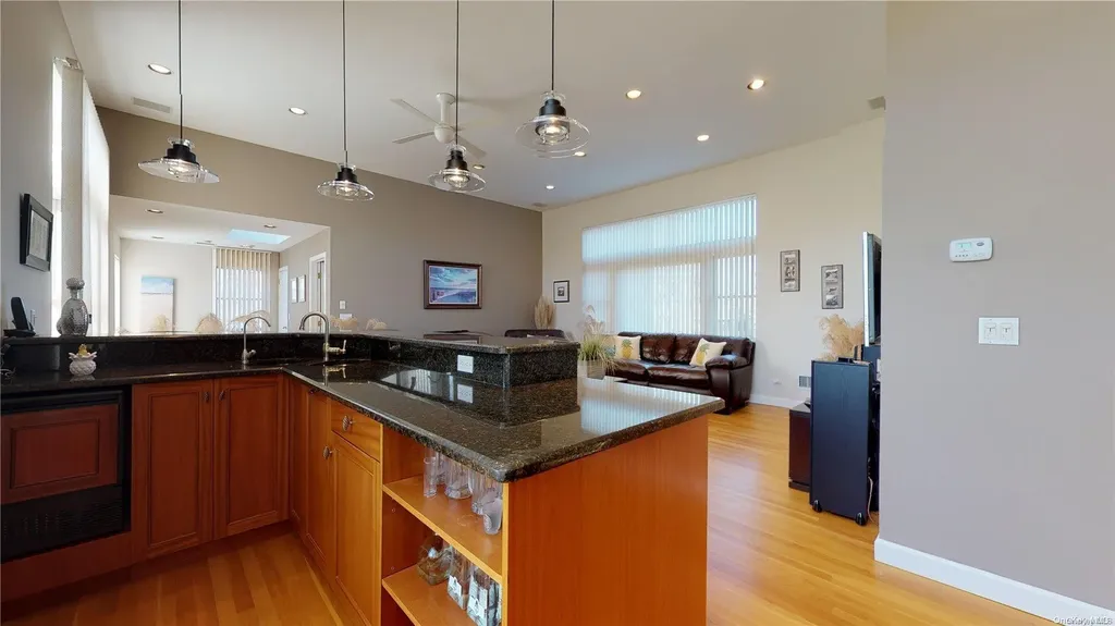 3 Shore Lane Westhampton NY 11977