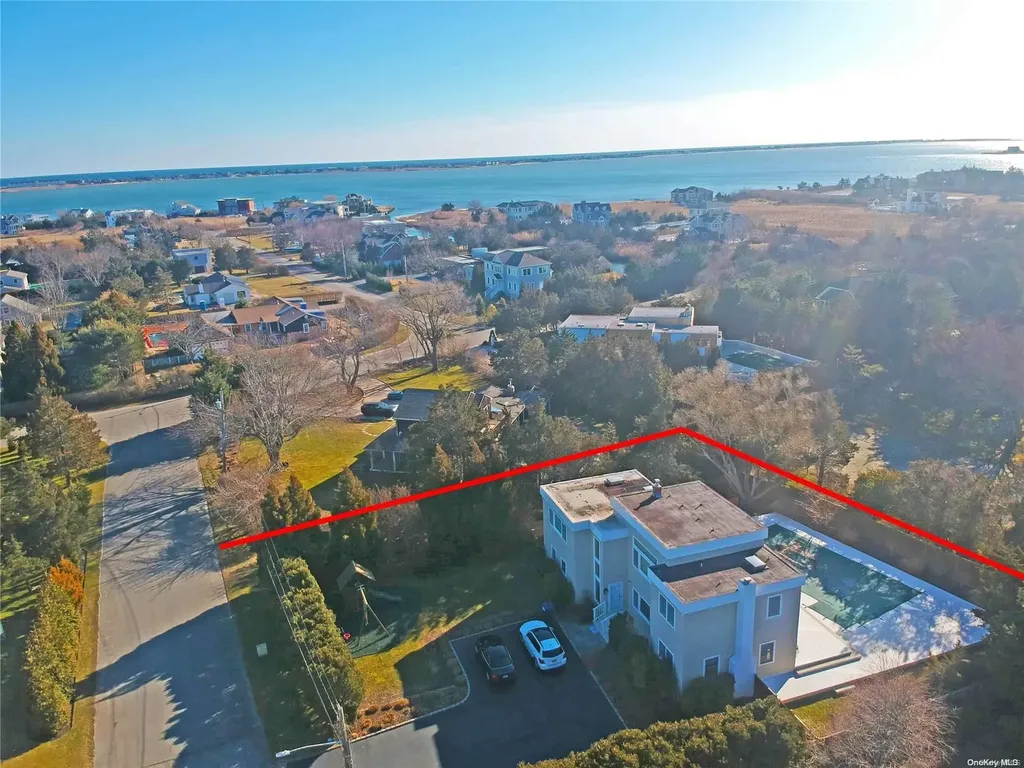 3 Shore Lane Westhampton NY 11977