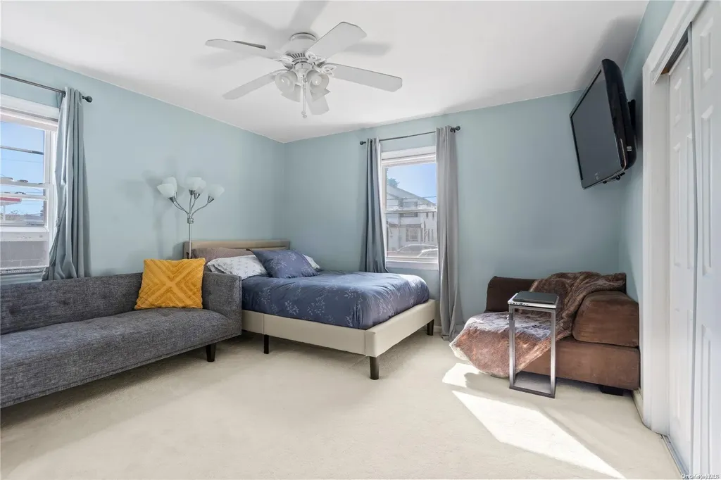 402 Wilson Boulevard Mineola NY 11501