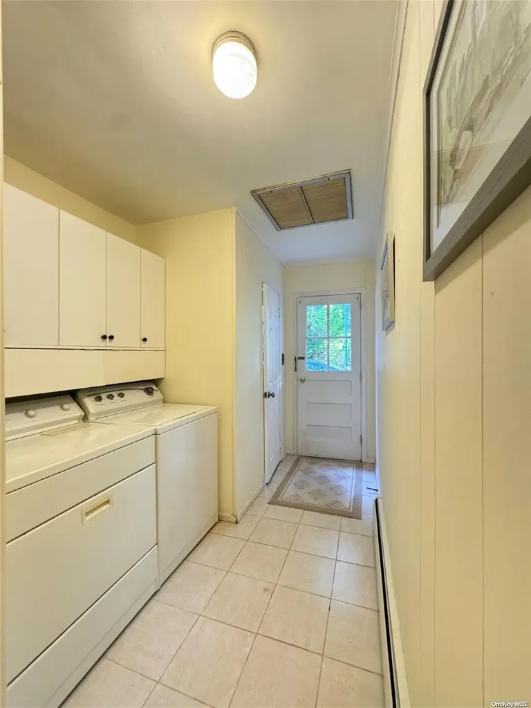 7 Cumberland Path Setauket NY 11733