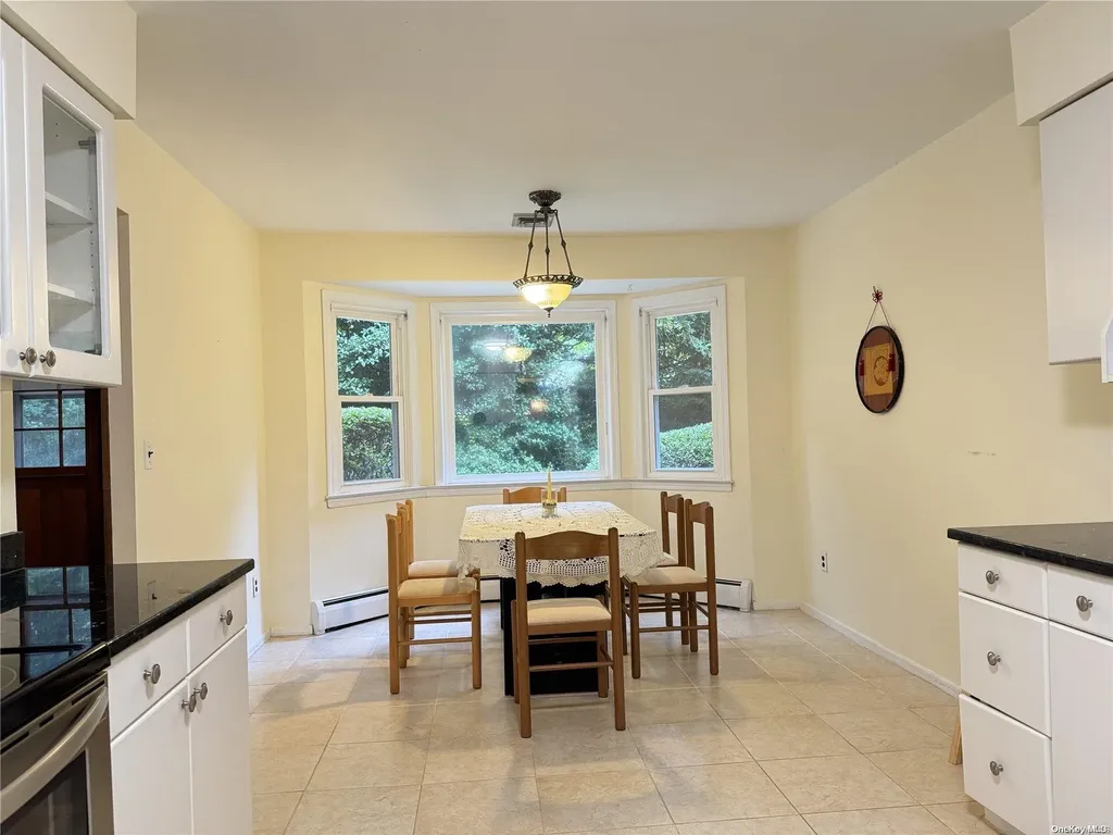 7 Cumberland Path Setauket NY 11733