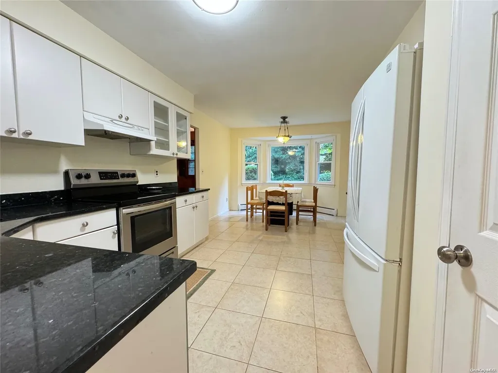 7 Cumberland Path Setauket NY 11733