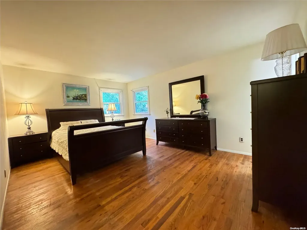 7 Cumberland Path Setauket NY 11733