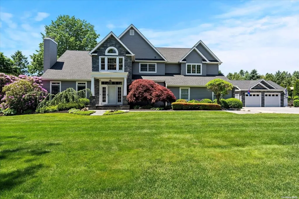 49 White Birch Circle Miller Place NY 11764