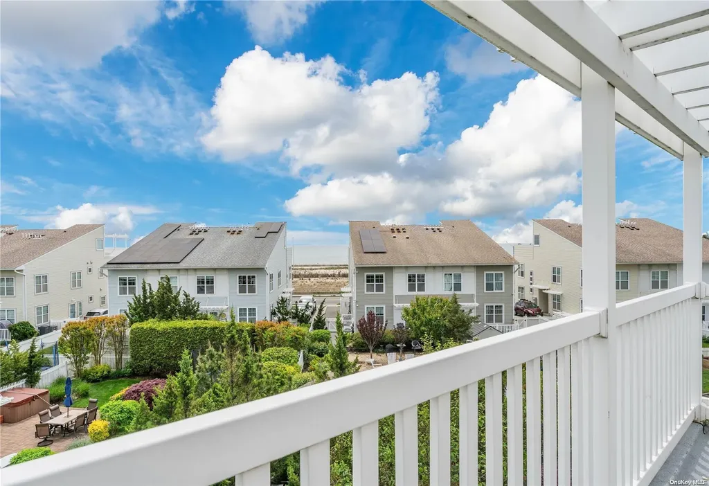 70-05 Catamaran Way Arverne NY 11692