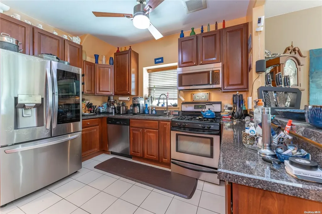 70-05 Catamaran Way Arverne NY 11692