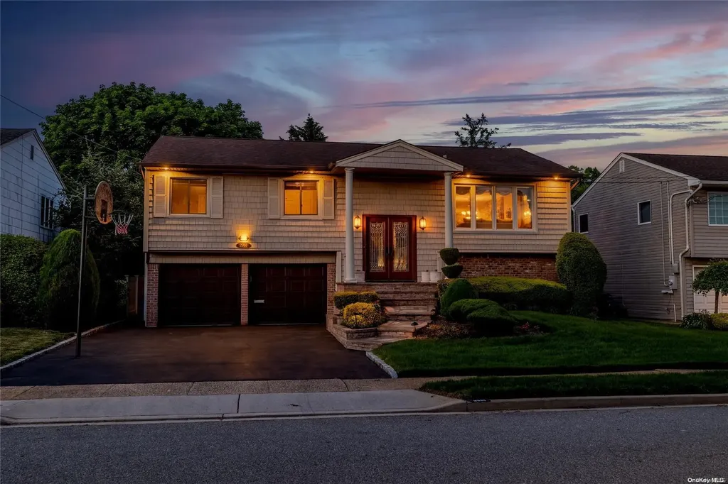 2991 Bond Drive Merrick NY 11566