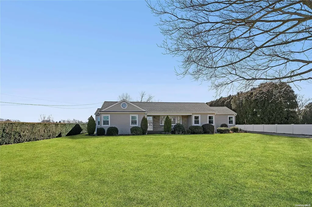 2800 Main Road Laurel NY 11948