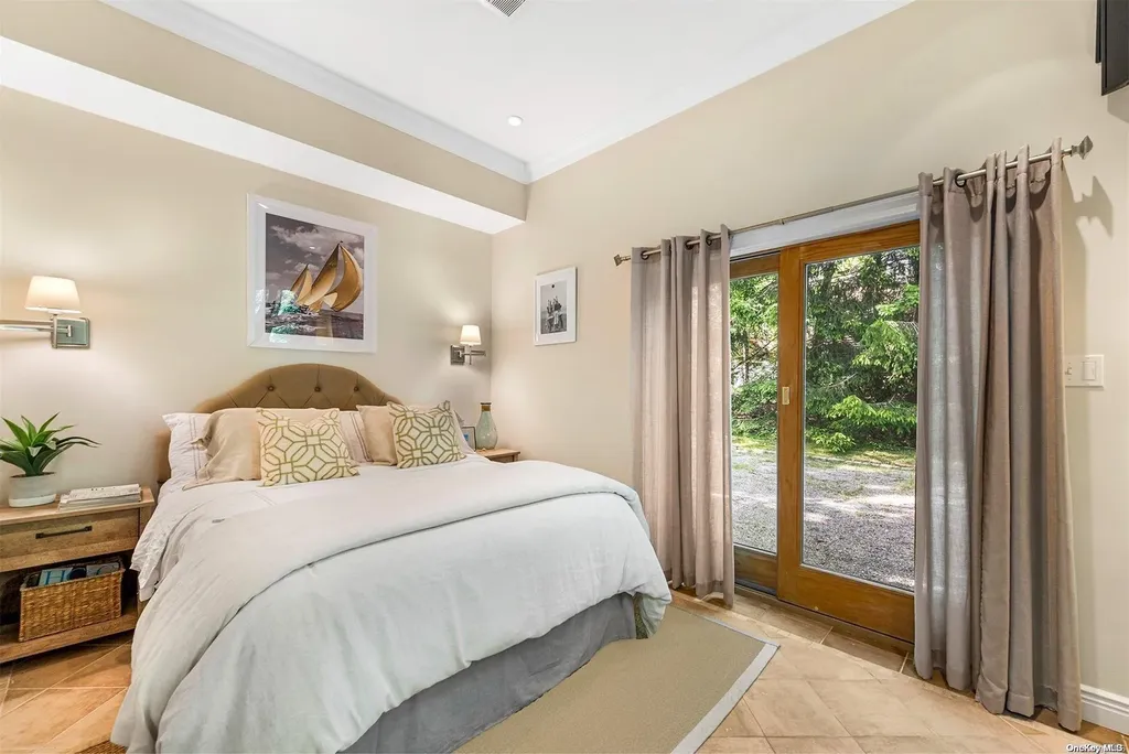 548 Ruggs Path Sag Harbor NY 11963