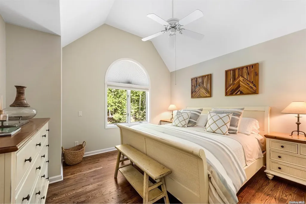548 Ruggs Path Sag Harbor NY 11963