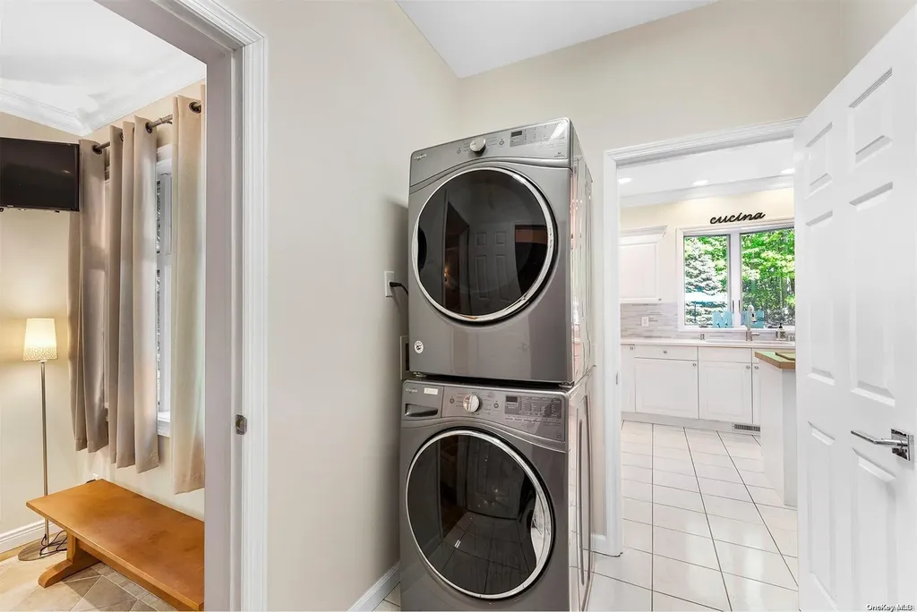 548 Ruggs Path Sag Harbor NY 11963